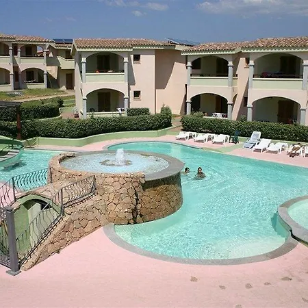 Hotel Nyce Club Sport Village 4*