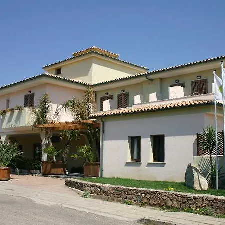 Nyce Club Sport Village Hotel Badesi